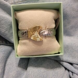Piper K Fish Bracelet Gold Silver Hinge Viral